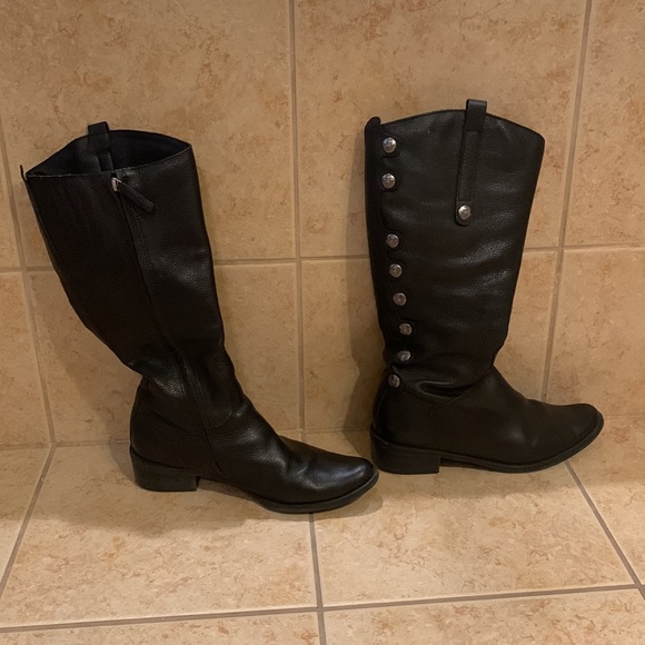 Black leather knee boots - Picture 2 of 8